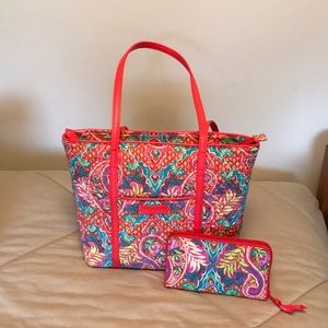 NWOT Vera Bradley Purse and Wallet Set